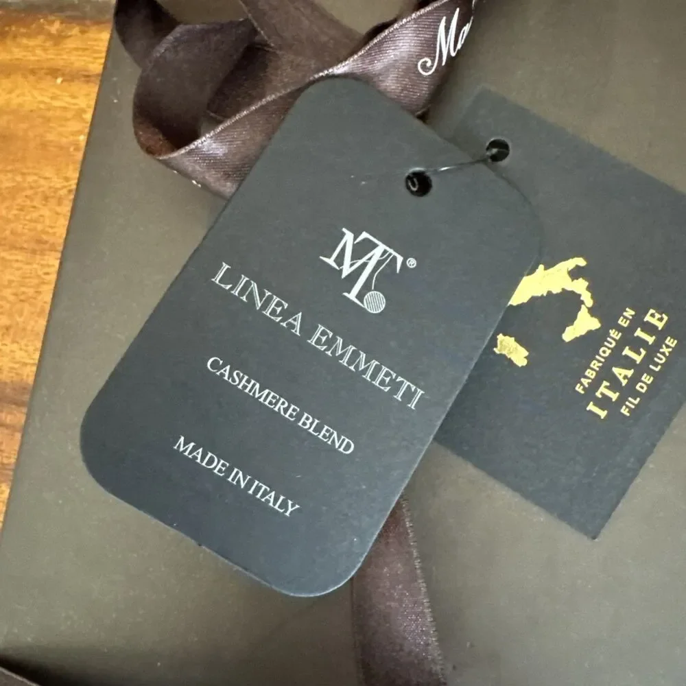 LINEA EMMETI Made in Italy 80% Wool 20% Cashmere  30x180cm  Gift Box scarf